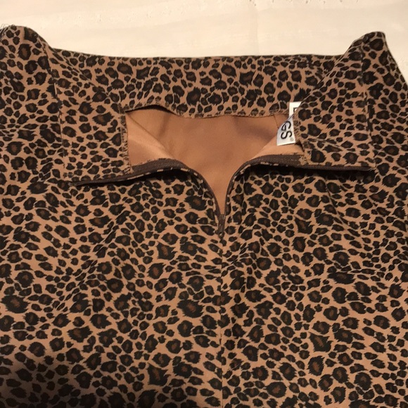 Ladies Briggs Leopard Spandex Stretch Skirt - Picture 6 of 11